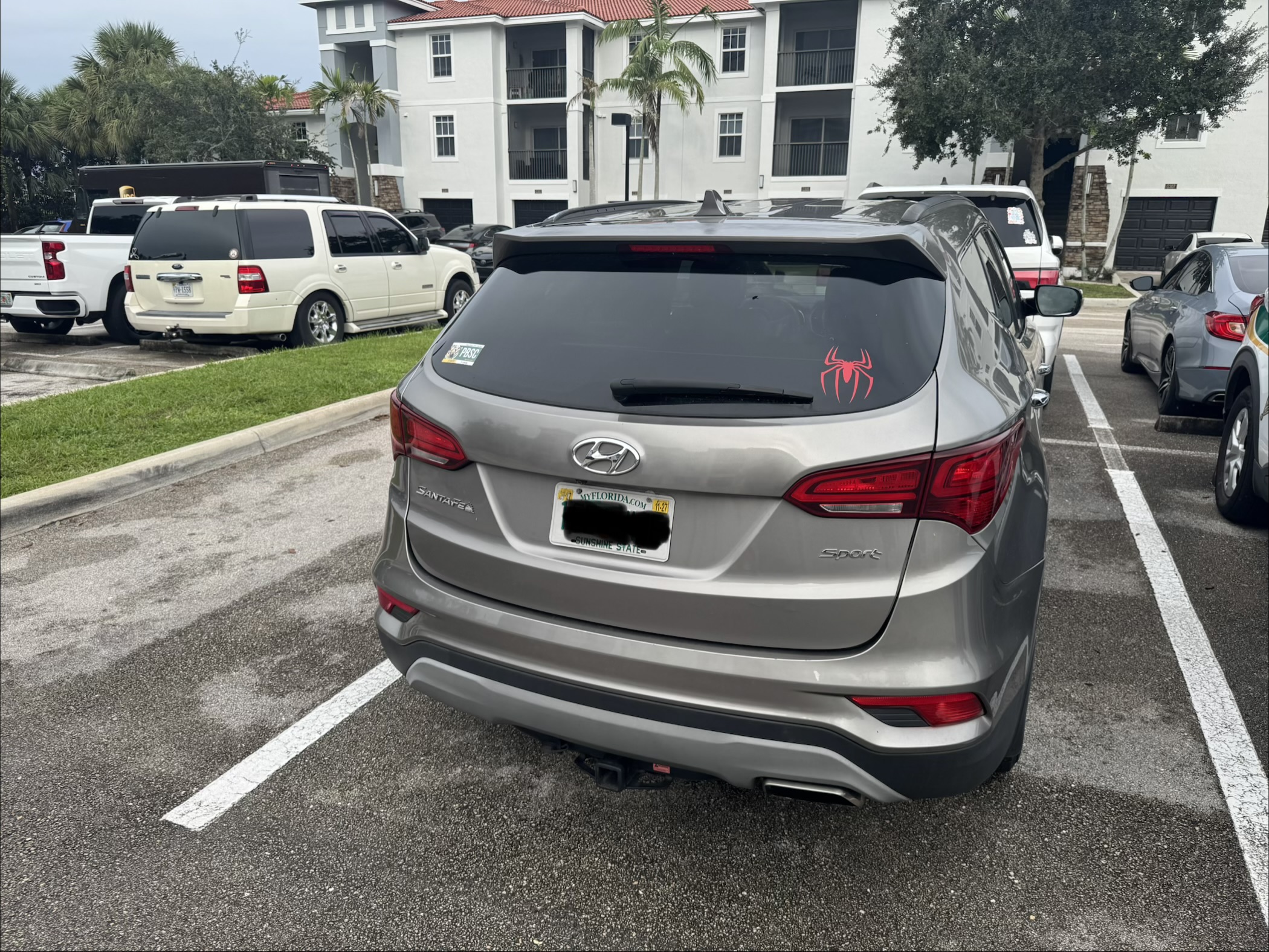 Used 2018 Hyundai Santa Fe Sport FWD image 11