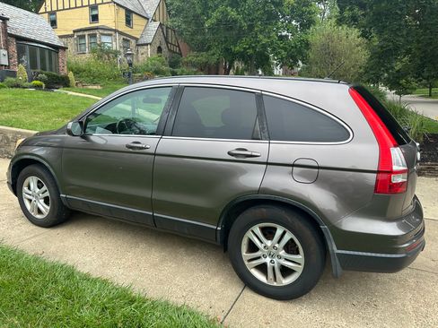 Used 2010 Honda CR-V EX-L image 2