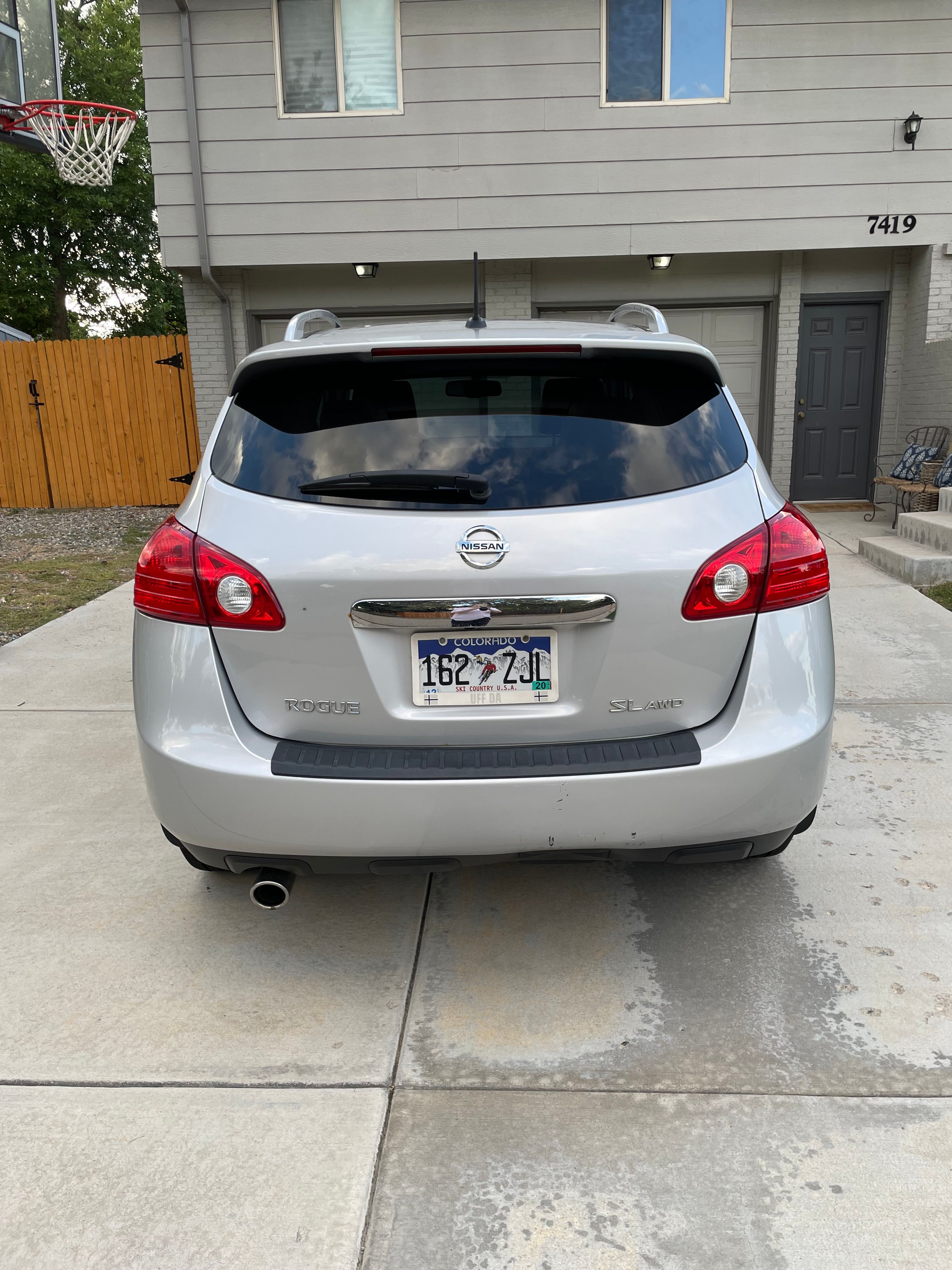 Used 2012 Nissan Rogue SL AWD/4WD image 2