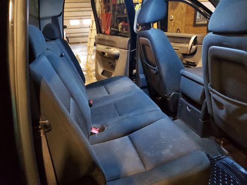 Used 2010 Chevrolet Silverado 2500 LT w/ Interior Plus Package image 9