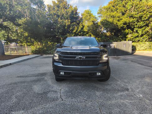 Used 2021 Chevrolet Silverado 1500 RST w/ All Star Edition Plus image 2