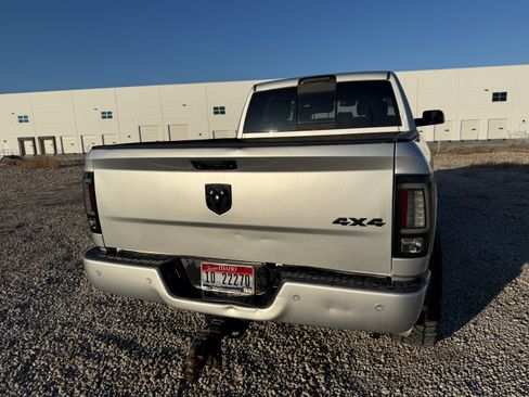 Used 2018 RAM 2500 Laramie w/ Sport Appearance Group image 7