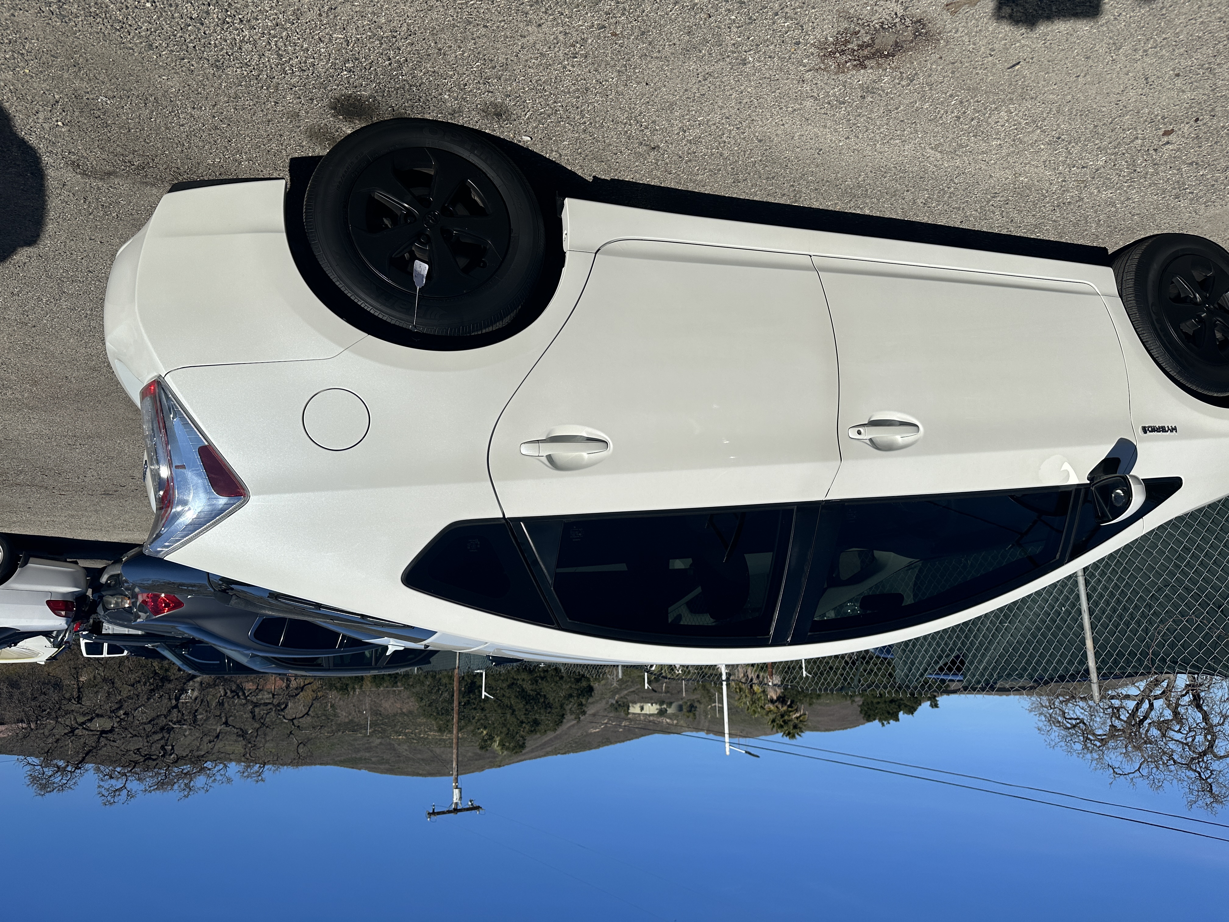 Used 2015 Toyota Prius Three FWD image 11