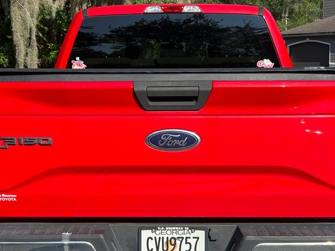 Used 2017 Ford F150 XLT RWD image 2