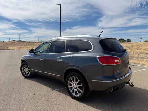 Used 2014 Buick Enclave Leather FWD image 4