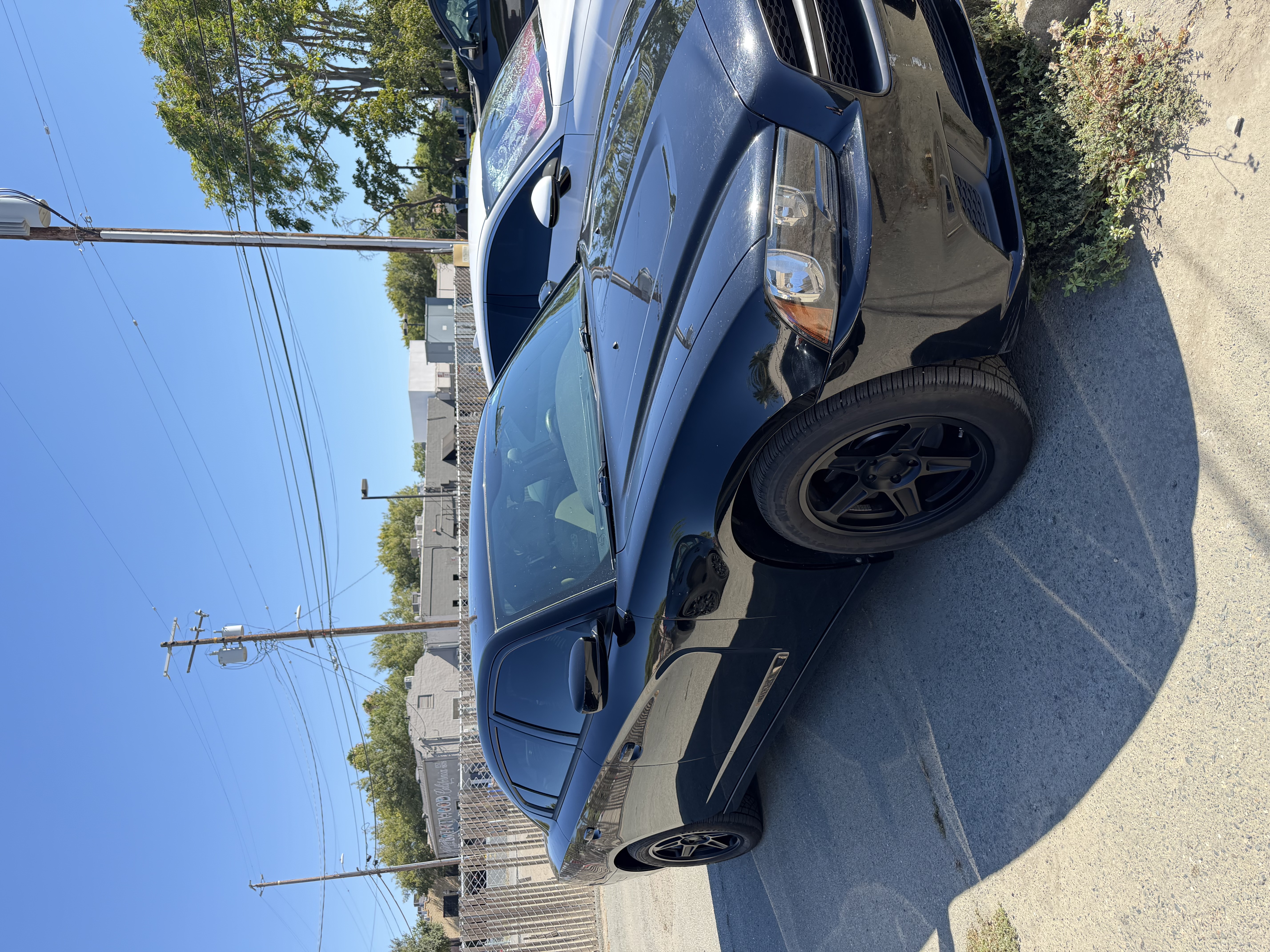 Used 2014 Dodge Charger SE RWD image 2