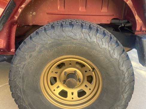 Used 2010 Jeep Wrangler Sahara image 9