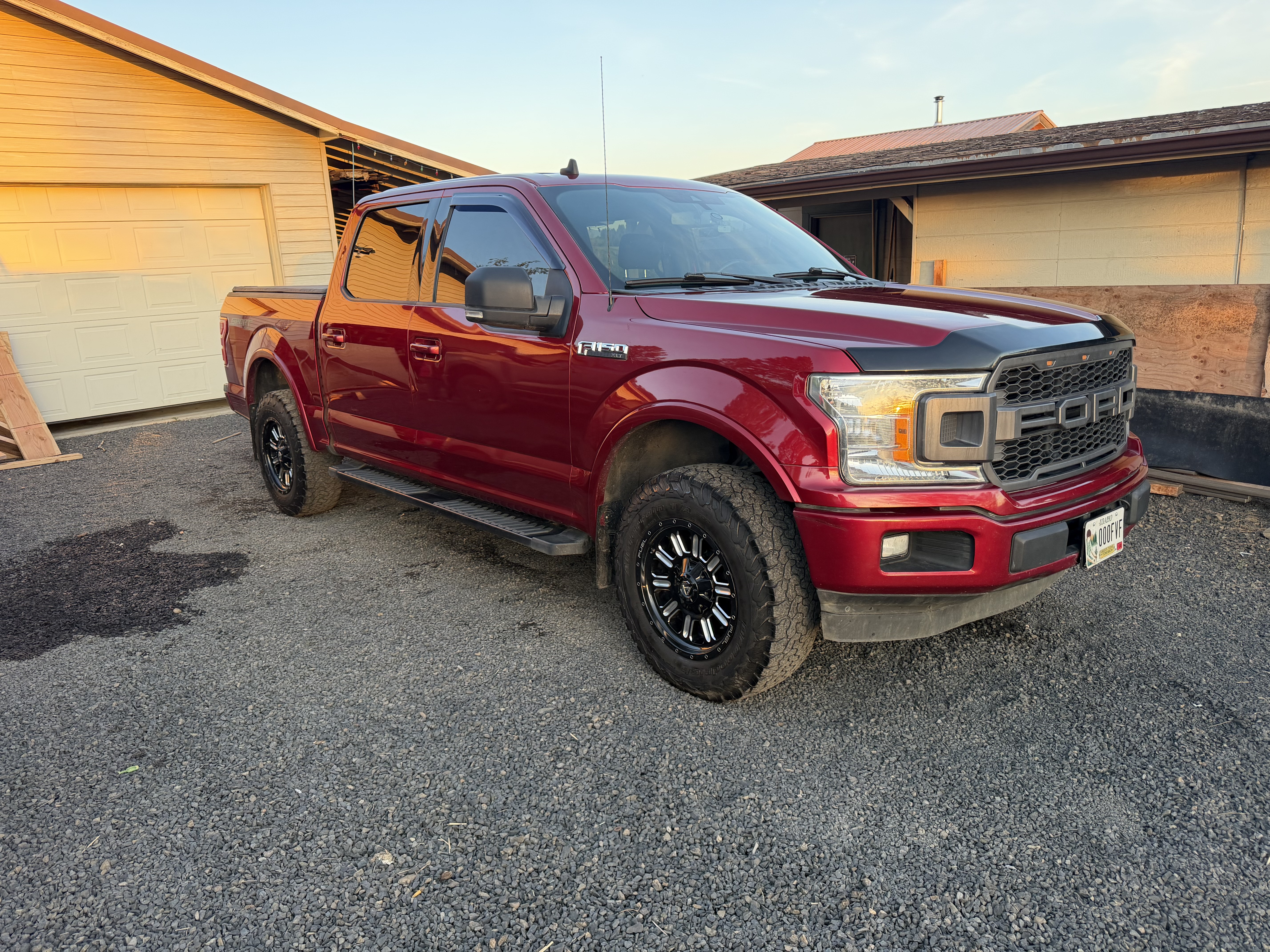 Used 2019 Ford F150 XLT w/ Equipment Group 302A Luxury AWD/4WD image 5
