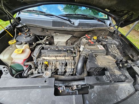 Used 2016 Jeep Compass Latitude image 14