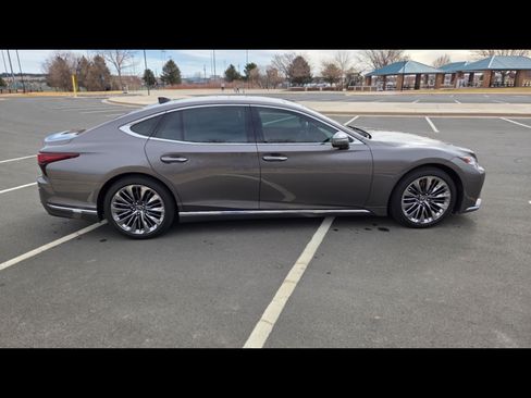 Used 2022 Lexus LS 500 AWD w/ Luxury Package image 13