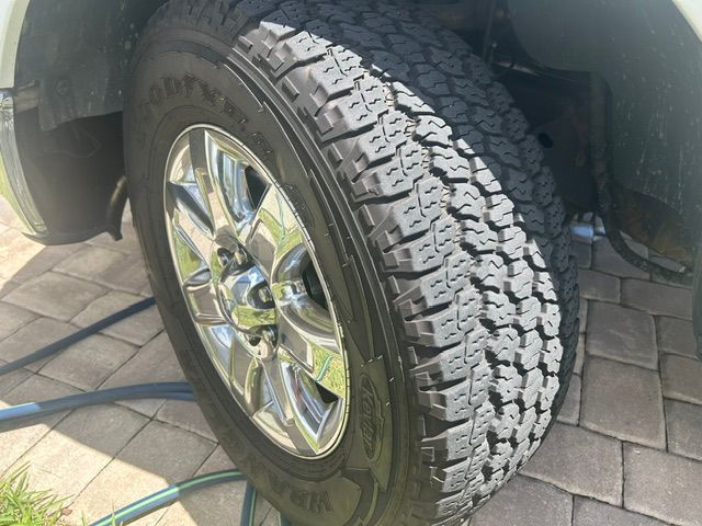 Used 2014 Ford F150 XLT w/ XLT Chrome Package RWD image 15