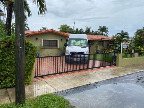 Used 2012 Mercedes-Benz Sprinter 2500 image 5