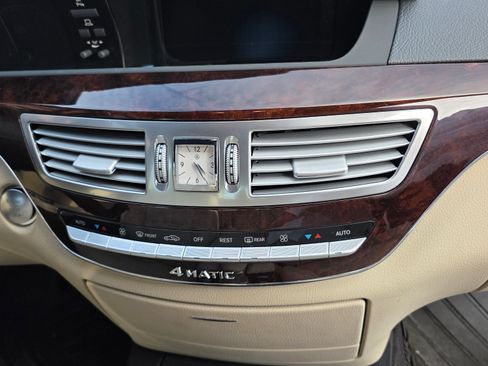Used 2007 Mercedes-Benz S 550 4MATIC image 21