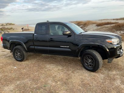 Used 2017 Toyota Tacoma SR5