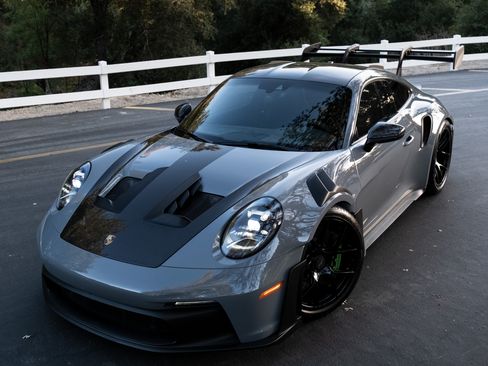 Used 2024 Porsche 911 GT3 RS RWD image 11