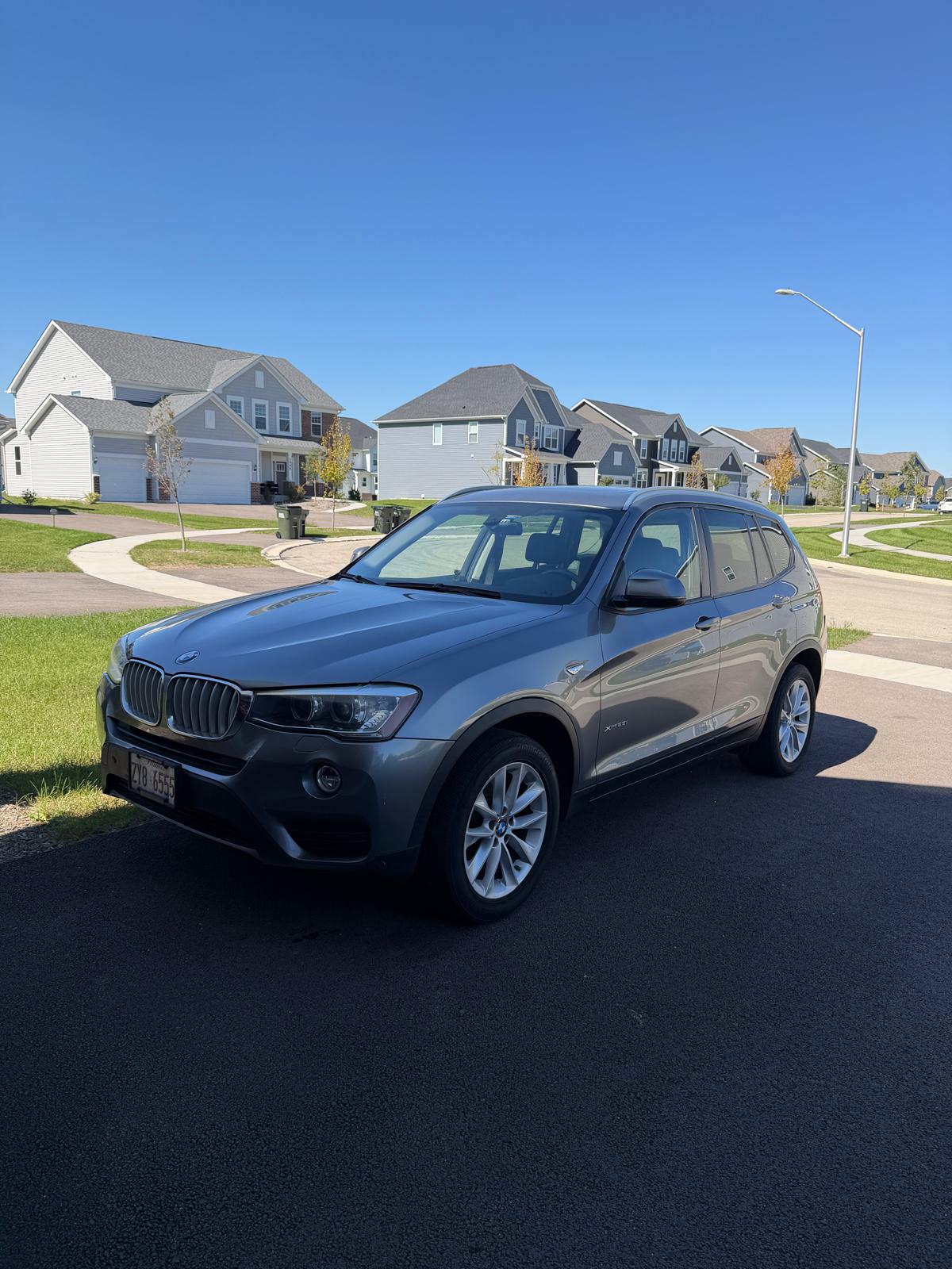 Used 2016 BMW X3 xDrive28i AWD/4WD image 1