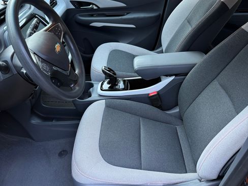 Used 2019 Chevrolet Bolt LT FWD image 10