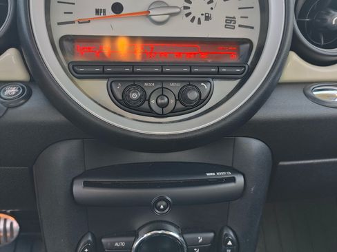 Used 2013 MINI Cooper S image 9