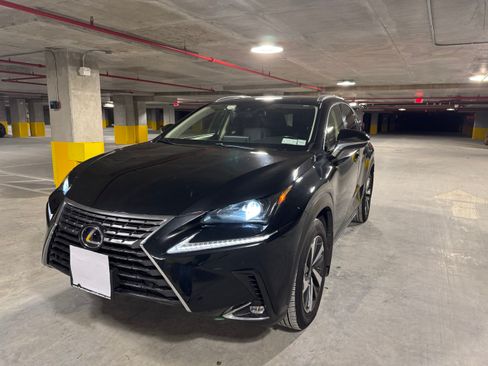 Used 2020 Lexus NX 300h AWD w/ Premium Package image 4