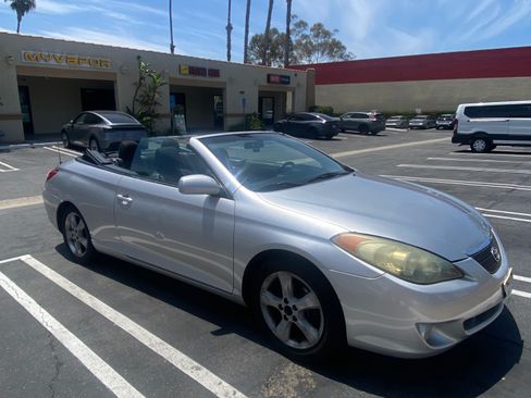 Used 2005 Toyota Solara SE FWD image 8