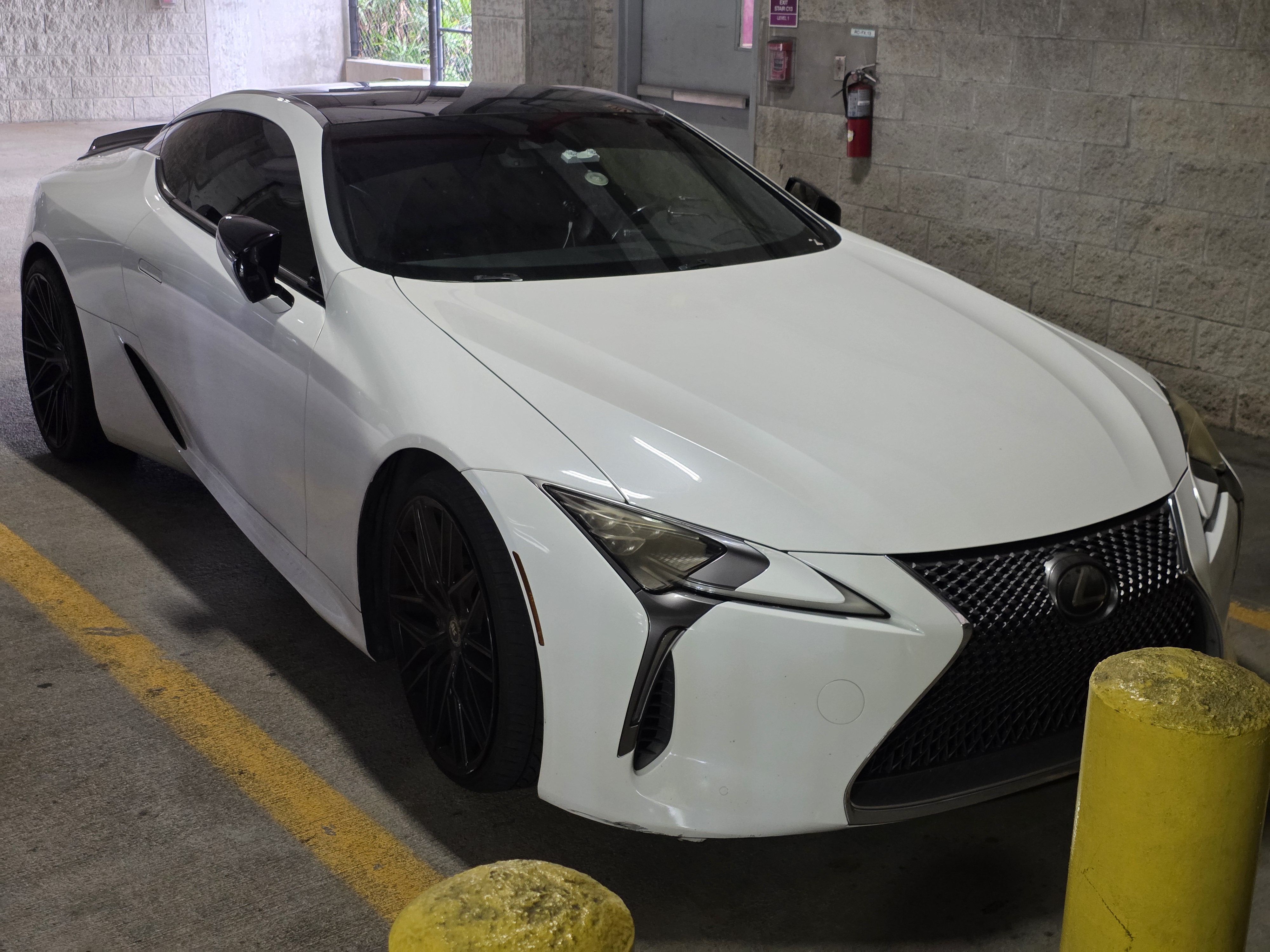 Used 2018 Lexus LC 500 Coupe w/ Sport Package RWD image 22