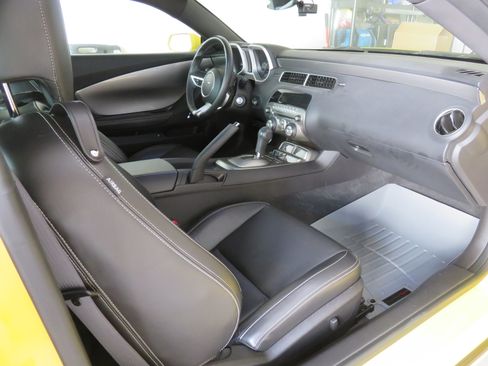 Used 2011 Chevrolet Camaro LT w/ RS Package RWD image 18