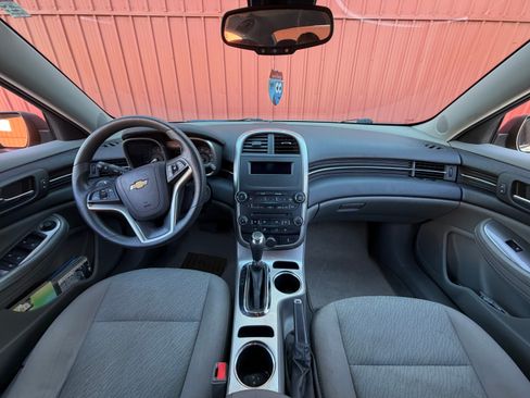 Used 2015 Chevrolet Malibu LS FWD image 8