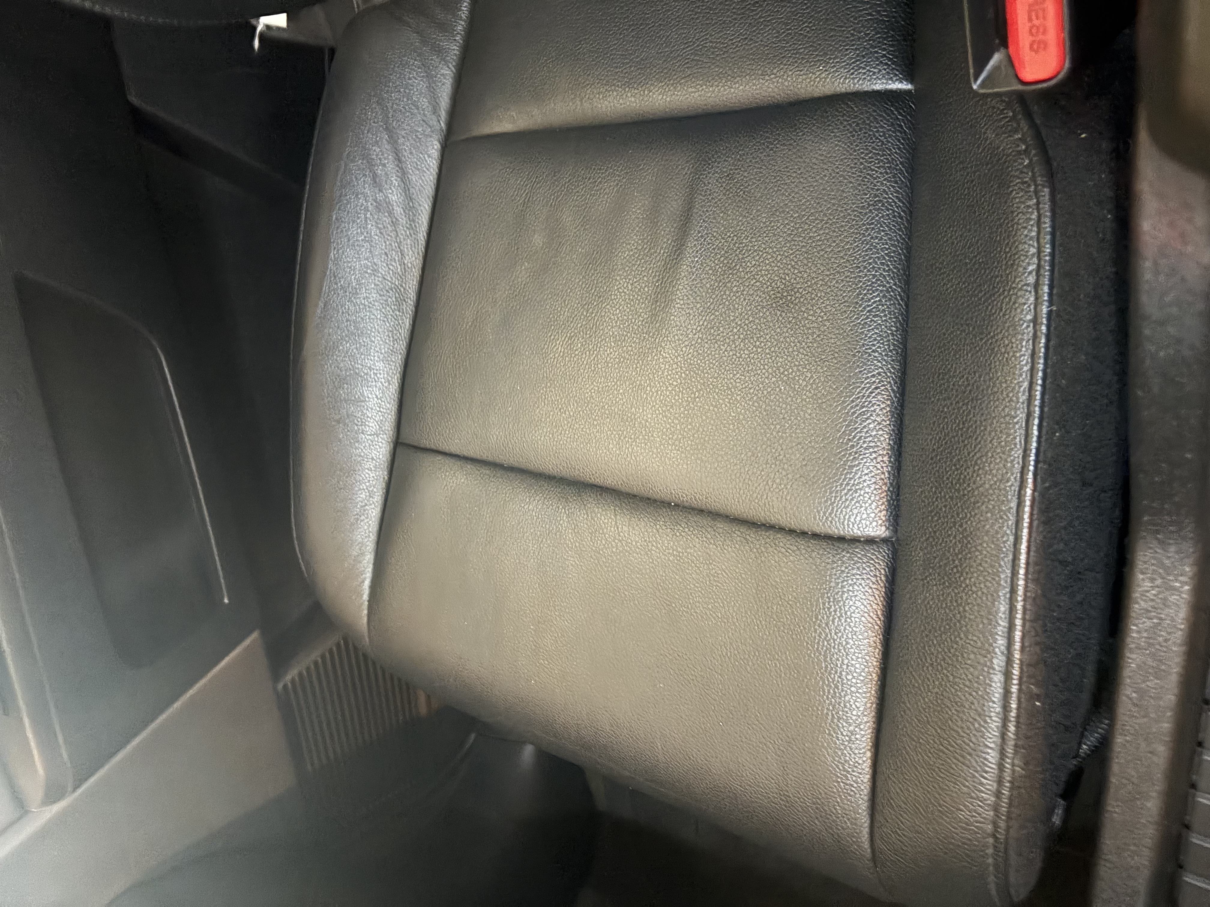 Used 2014 Honda Pilot Touring image 24