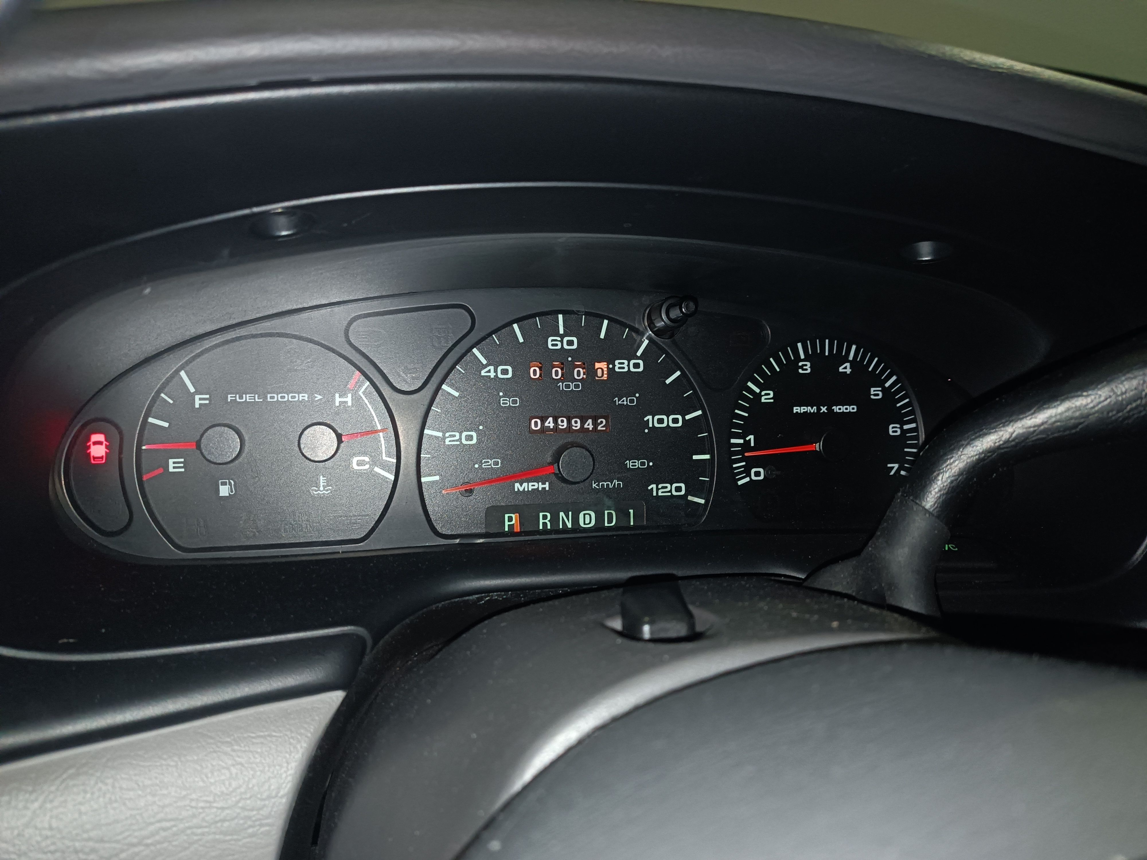 Used 2000 Ford Taurus SES FWD image 4