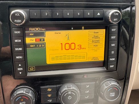 Used 2009 Ford Escape 2WD Hybrid image 14