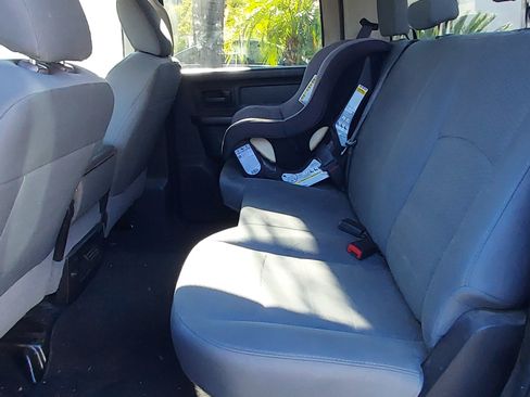 Used 2018 RAM 3500 Tradesman w/ Chrome Appearance Group image 6