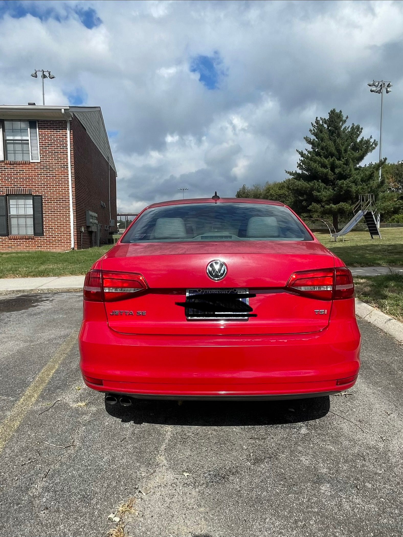 Used 2015 Volkswagen Jetta SE FWD image 4