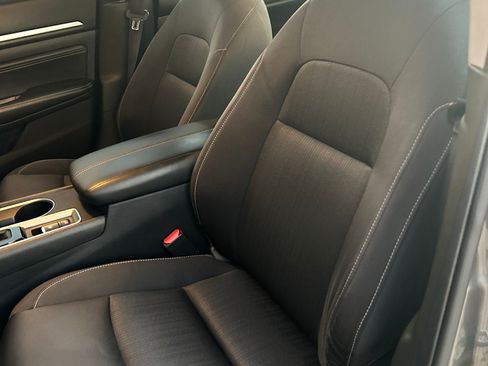 Used 2019 Nissan Altima 2.5 SV image 11