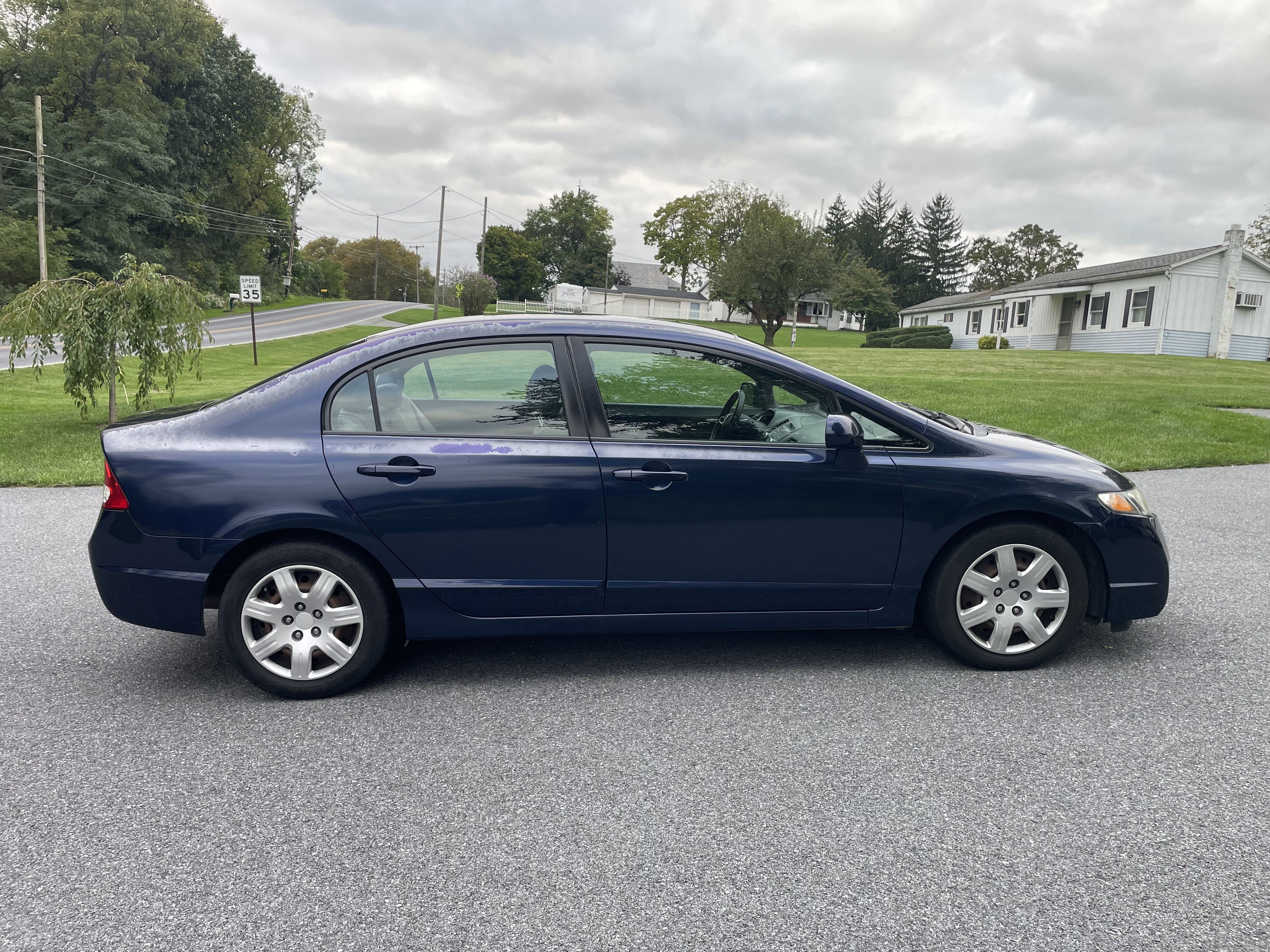 Used 2010 Honda Civic LX image 4