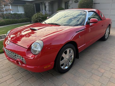 Used 2002 Ford Thunderbird RWD image 1