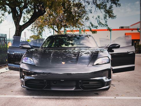 Used 2025 Porsche Taycan GTS image 2