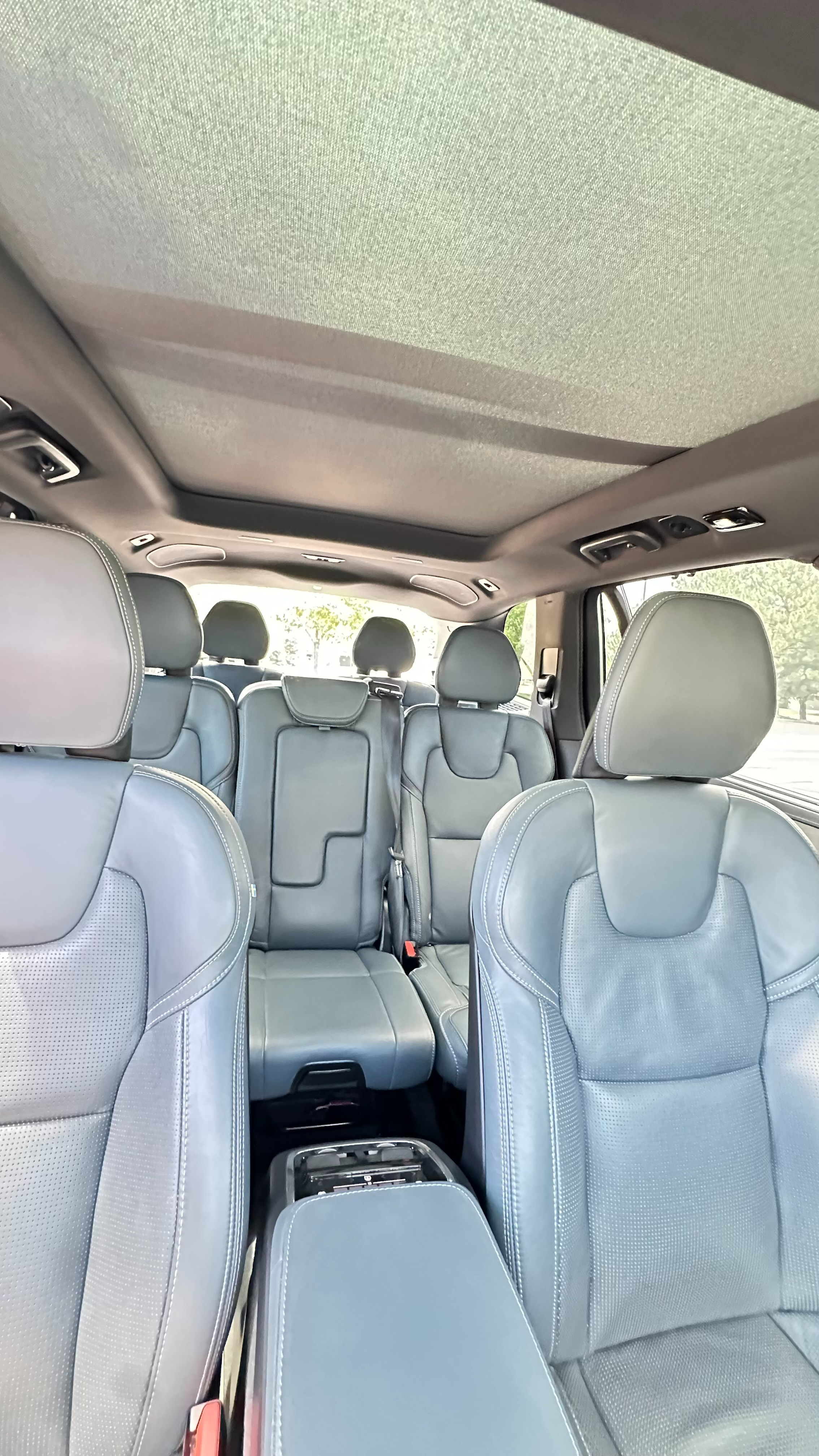 Used 2023 Volvo XC90 T8 Ultimate w/ Protection Package Premier AWD/4WD image 14