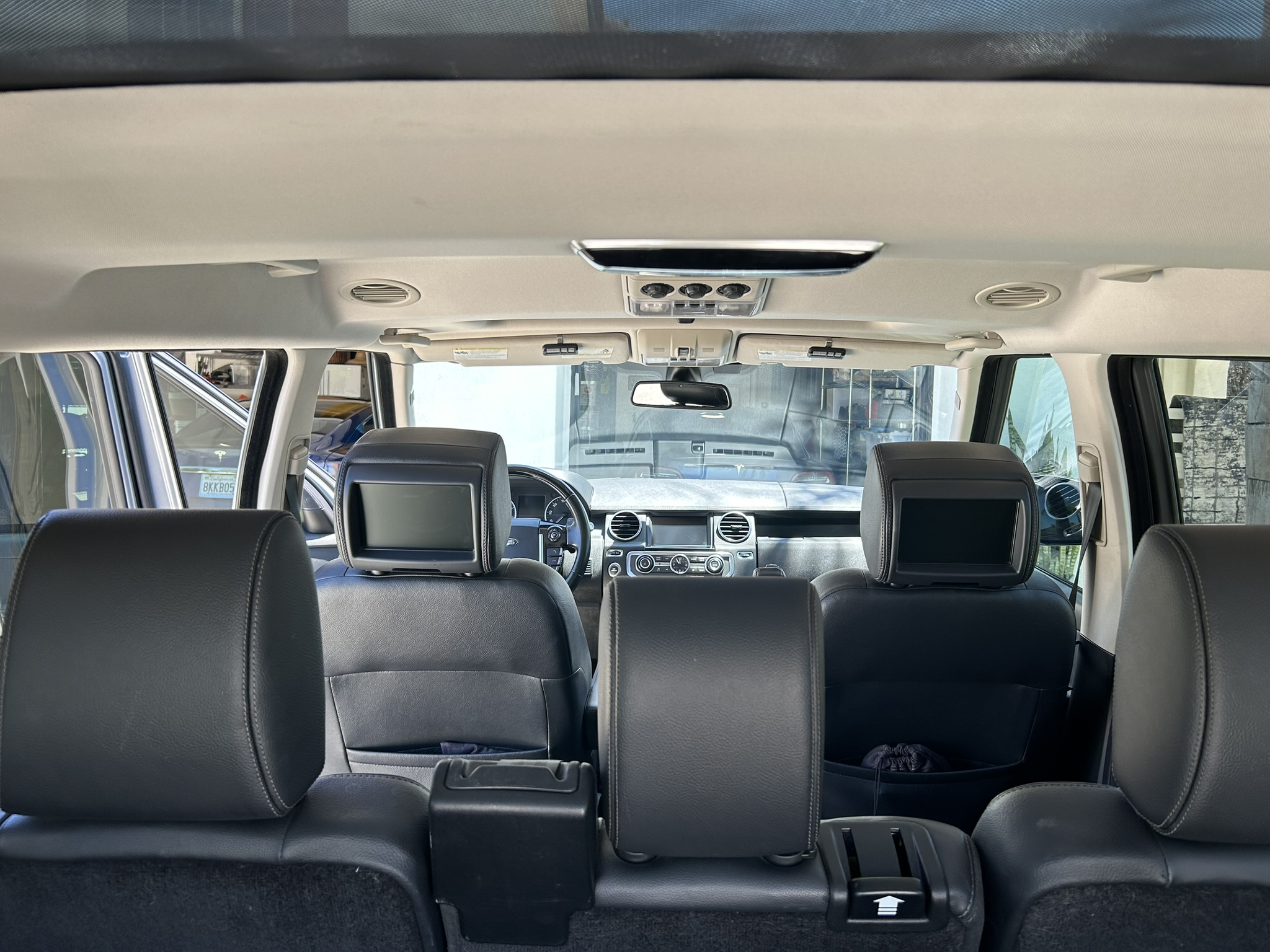 Used 2015 Land Rover LR4 HSE AWD/4WD image 15