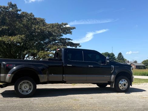 Used 2022 Ford F450 King Ranch w/ King Ranch Ultimate Package AWD/4WD image 14
