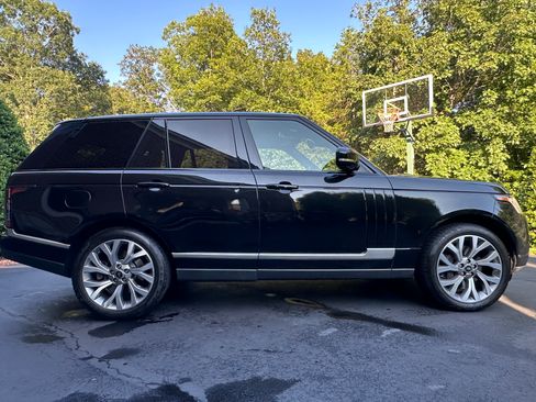 Used 2016 Land Rover Range Rover HSE AWD/4WD image 2