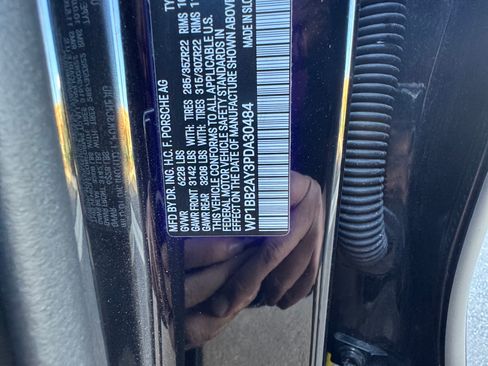 Used 2023 Porsche Cayenne S Platinum image 20