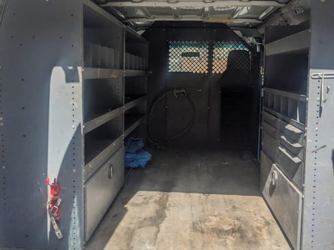 Used 2011 Ford E-150 and Econoline 150 w/ PWR Group image 12