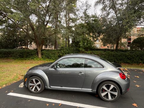 Used 2013 Volkswagen Beetle Turbo image 15
