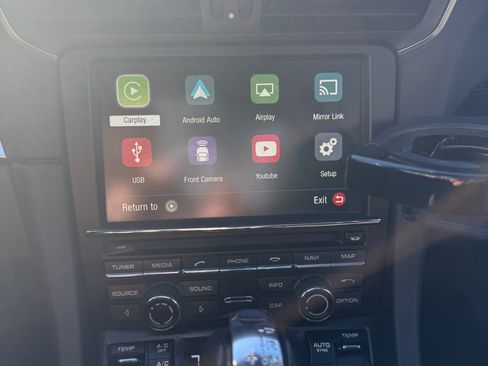 Used 2014 Porsche 911 Carrera 4 image 12