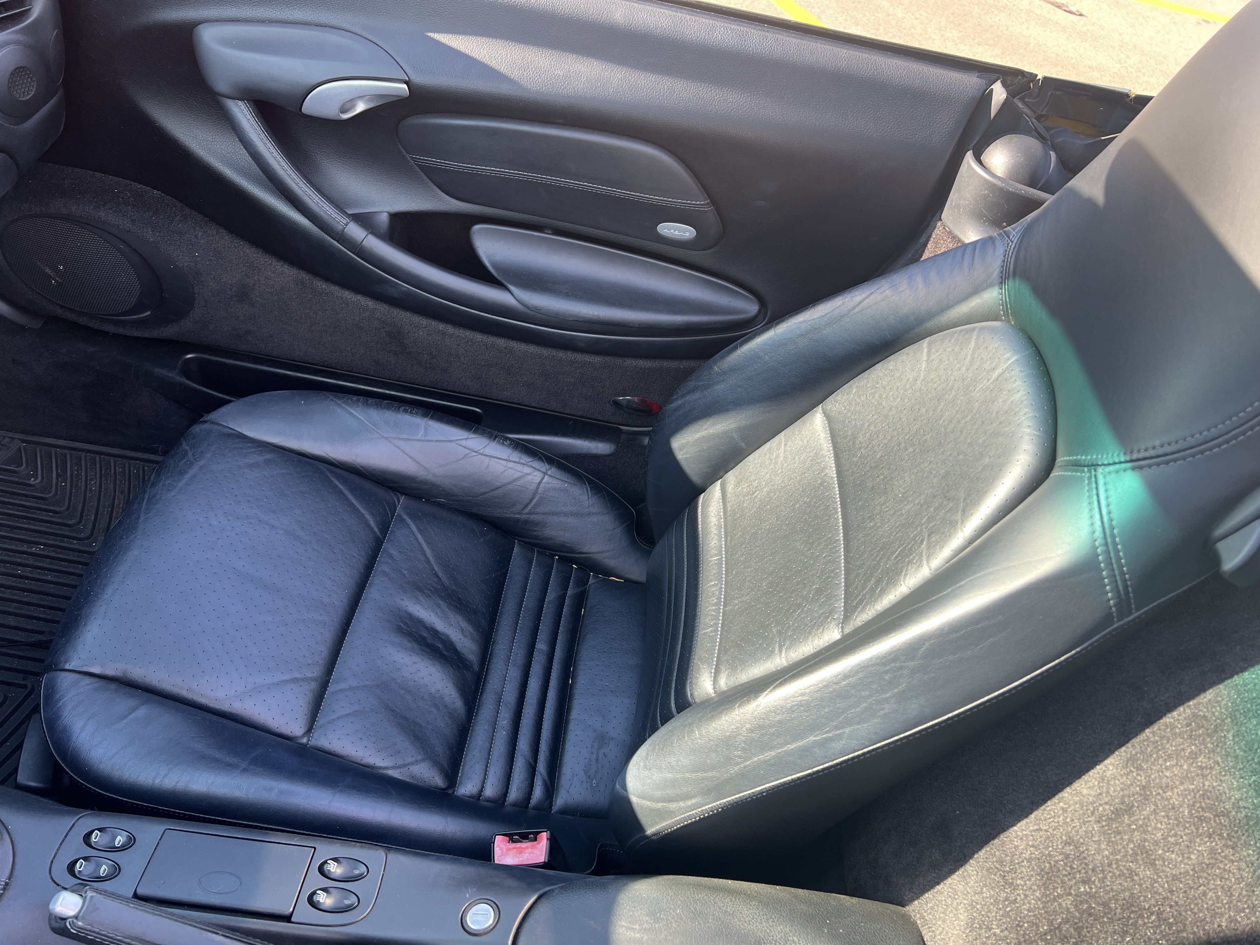 Used 2004 Porsche Boxster RWD image 13