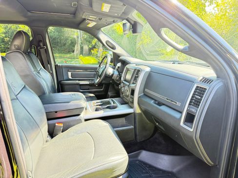 Used 2016 RAM 2500 Limited AWD/4WD image 10