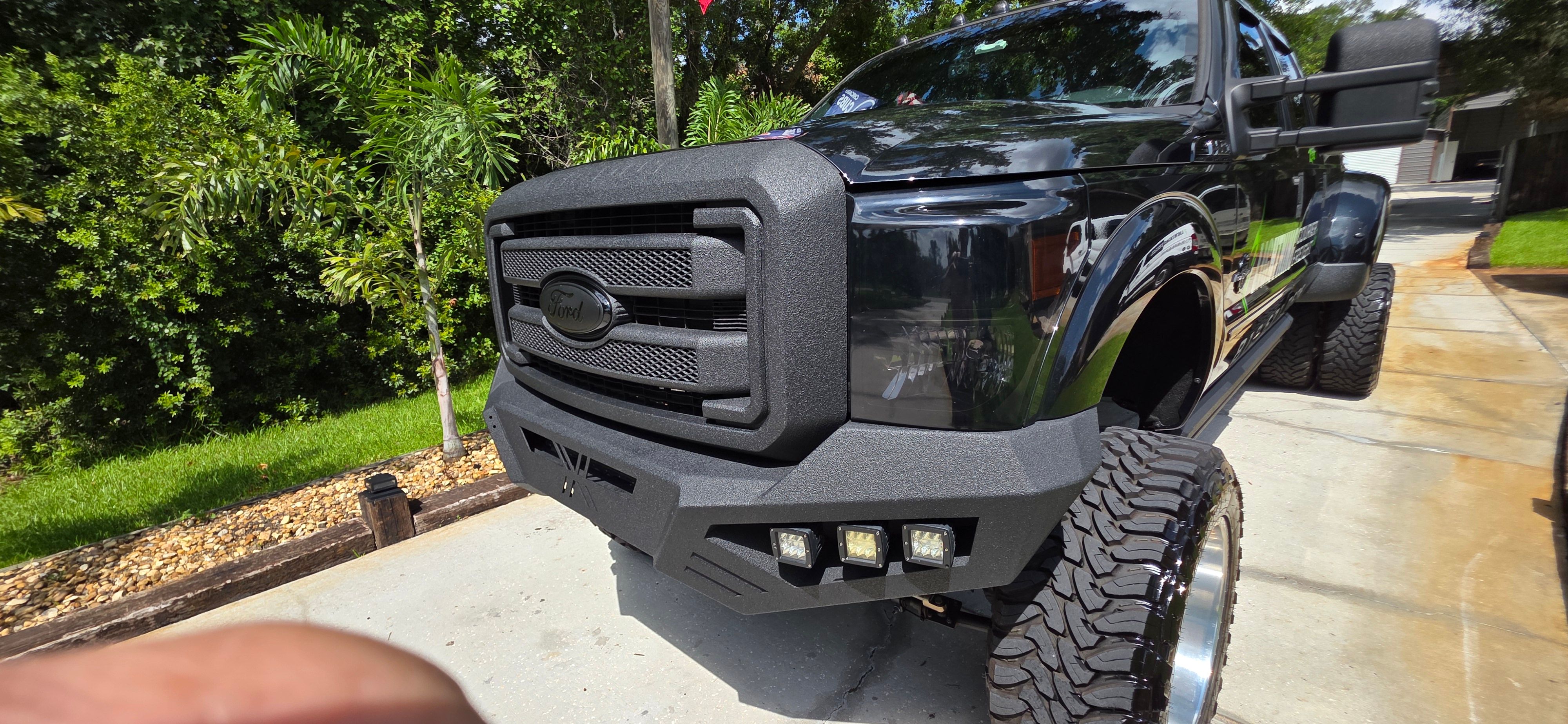 Used 2013 Ford F350 Platinum w/ FX4 Off Road Pkg AWD/4WD image 4