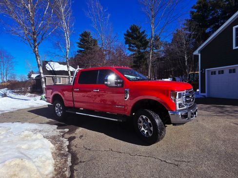 Used 2020 Ford F350 Lariat w/ Lariat Ultimate Package image 4