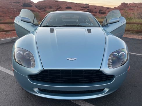 Used 2007 Aston Martin V8 Vantage Coupe image 28