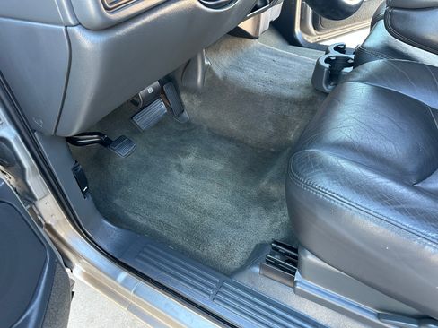 Used 2003 Chevrolet Silverado 1500 LS image 22